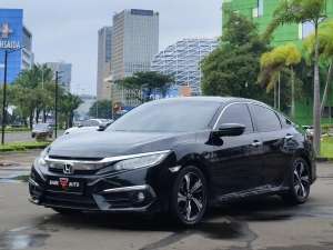 Jual bekas HONDA CIVIC ES 1.5 TURBO CVT 2018 HITAM BERGARANSI,lokasi di Tangerang Kota
