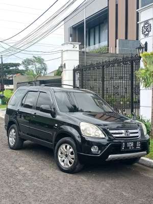 Jual bekas Honda CR-V 2005 Bensin,lokasi di  