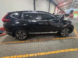 Jual bekas Honda CR-V 2017 Bensin,lokasi di Surabaya Kota