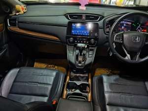 Jual bekas Honda CR-V 2021 Bensin,lokasi di  ,Surabaya Kota