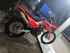 Jual bekas Honda crf 150cc,lokasi di Bekasi Kota