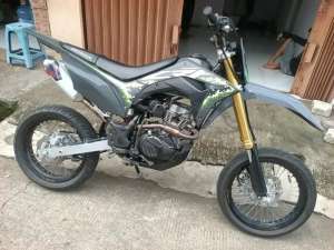 Jual bekas Honda CRF tahun 2021,lokasi di Bekasi Kota