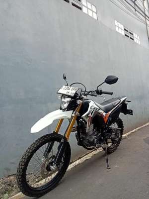 Jual bekas Honda Crf tahun 2024,lokasi di Bandung Kota