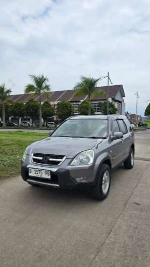 Jual bekas Honda CRV 2.0 manual 2004,lokasi di Bandung Kota