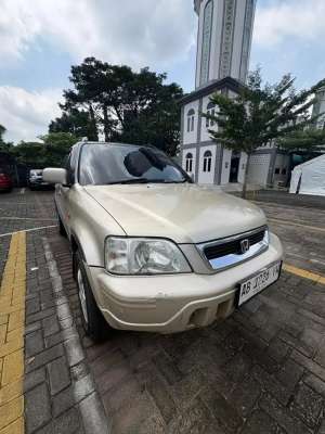 Jual bekas Honda CRV gen 1 2001 matic istimewa,lokasi di Semarang Kota