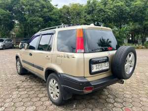 Jual bekas Honda crv gen1 automatik istimewa 2001,lokasi di Jakarta Timur