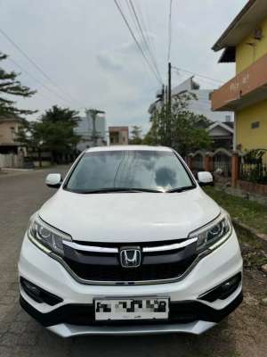 Jual bekas HONDA CRV PRESTIGE FENDER AUDIO 2016 AKHIR,lokasi di Medan Kota