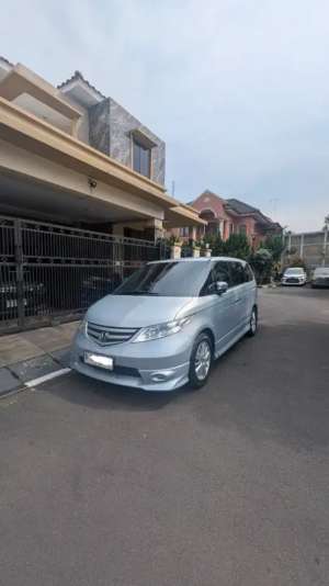Jual bekas Honda Elysion 2.4 2007 NFLFacelift Automatic Silver,lokasi di Jakarta Selatan