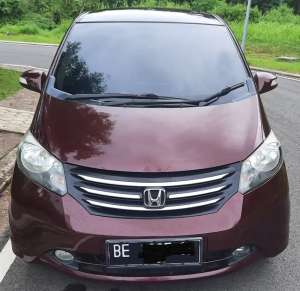 Jual bekas HONDA FREED 1.5E AT 2012,lokasi di Bandar Lampung Kota