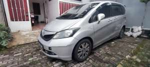 Jual bekas Honda Freed 2011 Bensin,lokasi di Jakarta