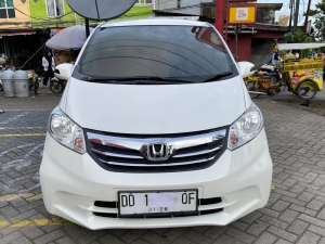 Jual bekas Honda Freed 2012,lokasi di Makassar Kota