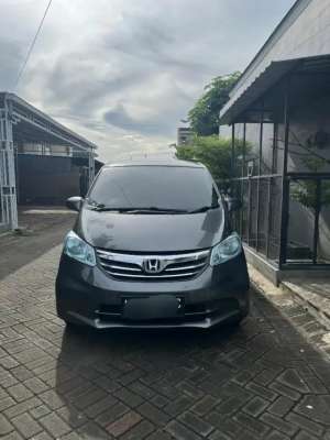 Jual bekas HONDA FREED 2012,lokasi di Tulungagung Kab.