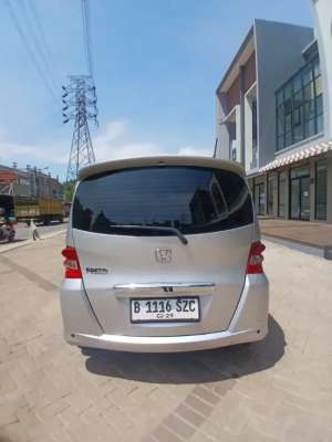 Jual bekas Honda Freed 2012 lanjut buat Mudik,lokasi di Tangerang Selatan Kota