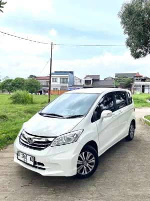 Jual bekas Honda Freed 2013 Bensin,lokasi di Bandung Kab.