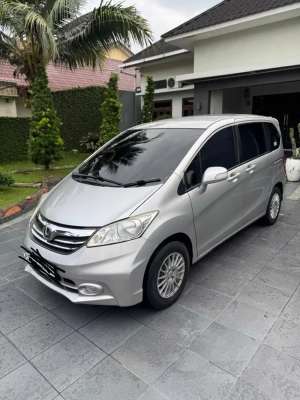 Jual bekas Honda Freed 2014 Bensin,lokasi di  ,Medan Kota
