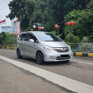 Jual bekas Honda Freed 2014 Bensin,lokasi di  ,Jakarta Barat