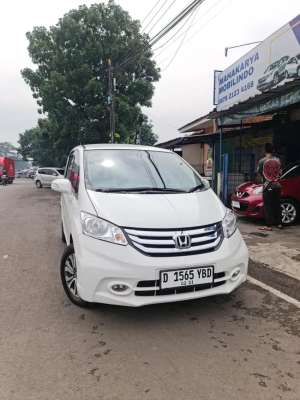 Jual bekas Honda Freed 2016 Bensin,lokasi di  