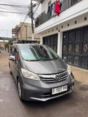 Jual bekas Honda freed E psd 2012 istimewa siap pake,lokasi di Bandung Kota