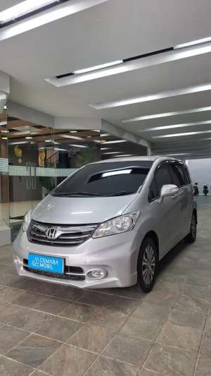Jual bekas Honda Freed E PSD 2013,lokasi di Bandung Barat Kab.