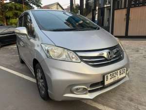 Jual bekas HONDA FREED SD AT 1.5,lokasi di Jakarta Barat
