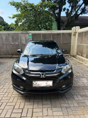 Honda HR-V 2018 Bensin lokasi di  , tersedia melalui melalui situs Olx