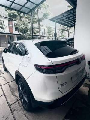 Jual bekas Honda HR-V 2022 Bensin,lokasi di Semarang Kota