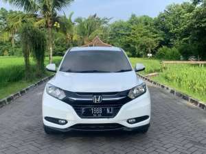 Jual bekas HONDA HR-V E 2016 DP 15JT,lokasi di Sleman Kab.