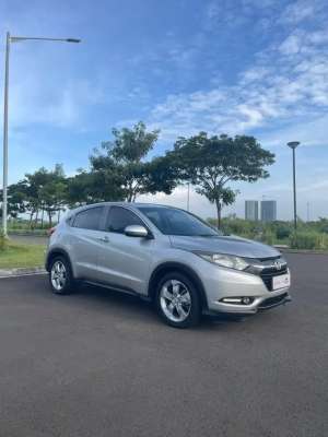 Jual bekas HONDA HR-V E CVT MATIC 2015,lokasi di Tangerang Kota