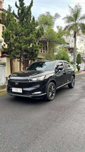 Jual bekas Honda HR-V SE 1.5 AT 2022,lokasi di Bondowoso Kab.