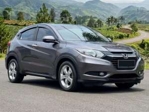 Jual bekas Honda HrRVE1.5 CVT Terwat,lokasi di Surabaya Kota