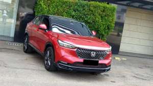 Jual bekas Honda HRV 1.5 RS Turbo Sensing 2022,lokasi di Jakarta Barat