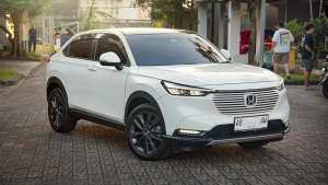 Jual bekas Honda HRV 1.5 SE Putih 2022,lokasi di Sleman Kab.