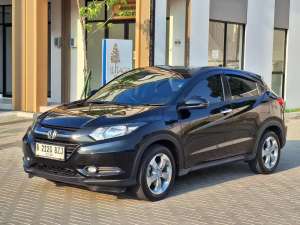 Jual bekas Honda Hrv E 1.5 Automatic 2017 Bensin Hitam Metalik,lokasi di Tangerang Selatan Kota