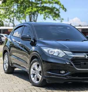 Jual bekas Honda HRV E CVT 2015 Plat H Istimewa Mulus,lokasi di  ,Semarang Kota
