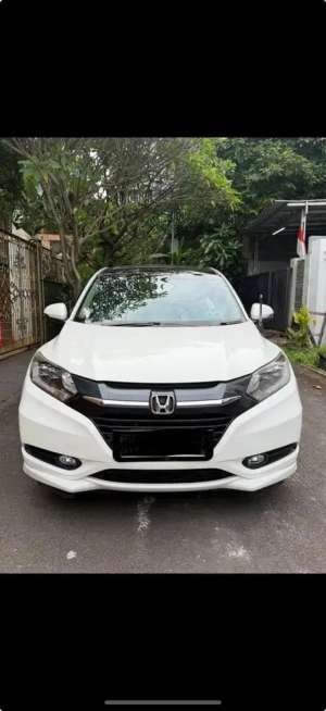 Jual bekas HONDA HRV PUTIH PRESTIGE,lokasi di Jakarta Timur