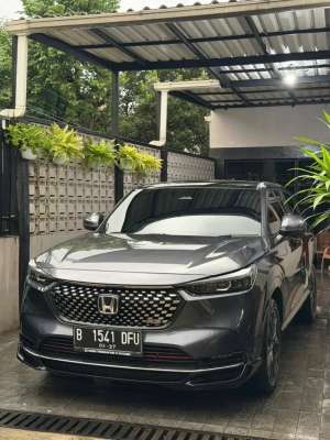 Jual bekas Honda HRV RS Turbo RS 2022 Gray Full Orisinill,lokasi di Depok Kota