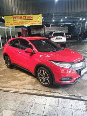 Jual bekas HONDA HRV SE 1.5 2019 TERMURAH SIAP DIPAKAI MUDIK NEGO SAMPAI JADI,lokasi di Jakarta Selatan