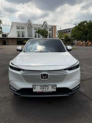 Jual bekas HONDA HRV SE 1.5 SPECIAL EDITION MATIC 2023,lokasi di Surabaya Kota