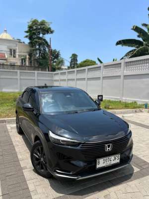 Jual bekas HONDA HRV SE PANORAMIC SUNROOF 2023,lokasi di Tangerang Selatan Kota