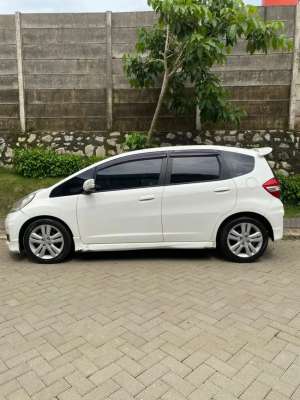 Jual bekas Honda Jazz 2012 Bensin,lokasi di Bekasi Kota