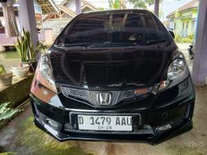 Jual bekas Honda Jazz 2013 Bensin,lokasi di Tasikmalaya Kab.