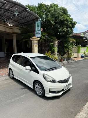Jual bekas Honda Jazz 2014 AT,lokasi di Pamekasan Kab.