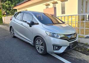 Jual bekas Honda Jazz 2015 Bensin,lokasi di Balikpapan Kota