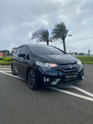 Jual bekas Honda Jazz 2017 Bensin,lokasi di Tangerang Kota