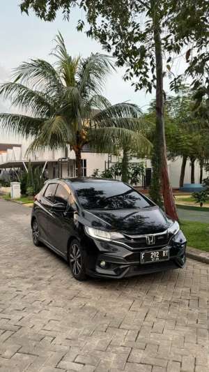 Jual bekas Honda Jazz 2018 Bensin,lokasi di Bogor Kota