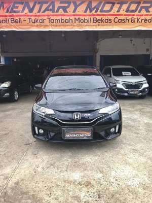 Jual bekas Honda Jazz GK5 RS CVT Automatic 2017 Hitam Metalik Bagus Terawat Keren,lokasi di Palembang Kota