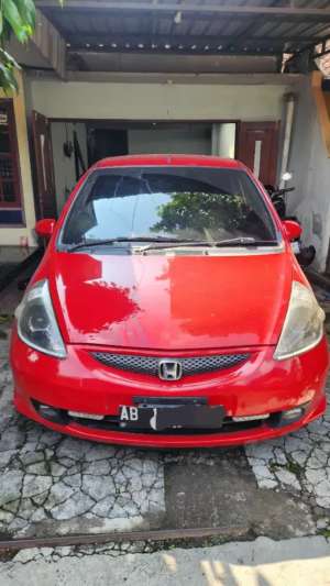 Jual bekas HONDA JAZZ IDSI 2006 MATIC BUKAN AGYA ATAU AYLA,lokasi di  ,Sleman Kab.