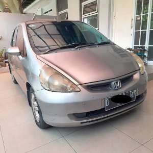 Jual bekas Honda Jazz IDSI MT 2005 kondisi apa adanya,lokasi di Bandung Kota