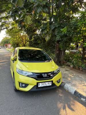 Jual bekas Honda Jazz RS 1.5 AT 2014,lokasi di Bekasi Kota