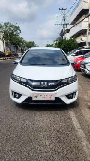 Jual bekas Honda JAZZ RS 1.5 CVT 20142015 BGKota,lokasi di Palembang Kota